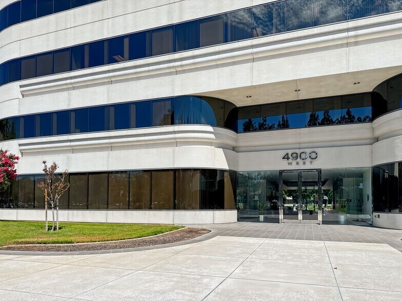 More Photos Of 4900 Hopyard Rd, Pleasanton Coworking Space