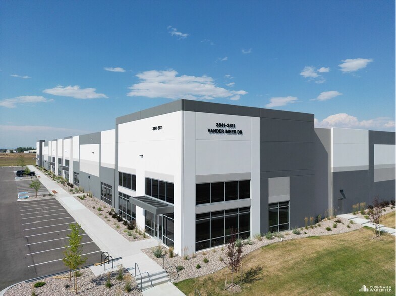 More Photos Of 3841 Vander Meer Dr, Loveland Industrial For Lease