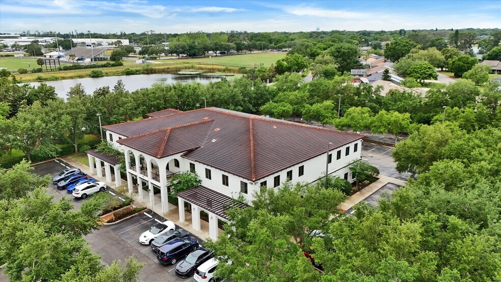 More Photos Of 6052 Turkey Lake Rd, Orlando Office For Lease