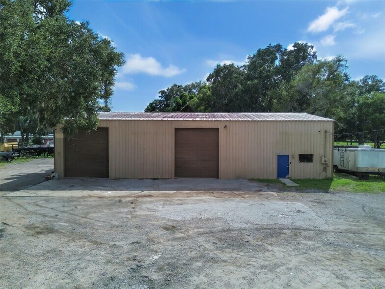 Primary Photo Of 1049 E Myers Blvd, Groveland Warehouse For Sale