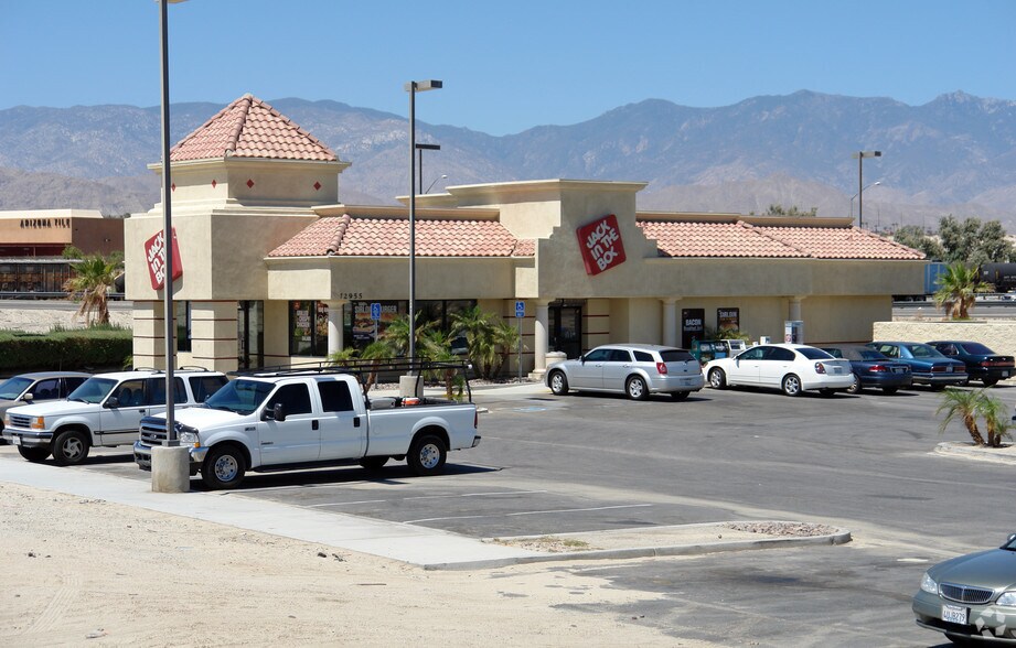 Primary Photo Of 72955 Varner Rd, Thousand Palms Fast Food For Lease