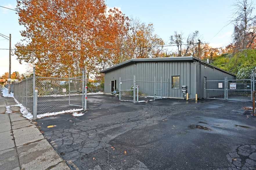 Primary Photo Of 1245 Tennessee Ave, Cincinnati Warehouse For Sale