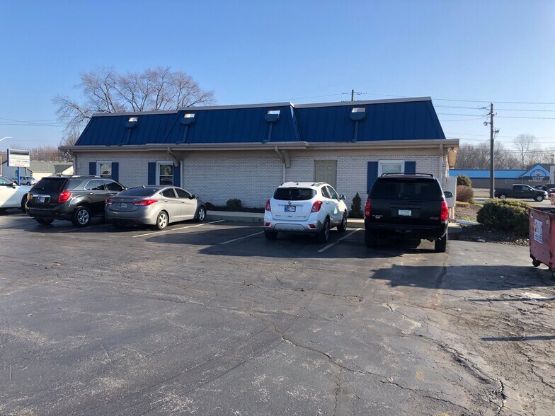 More Photos Of 44 N Girls School Rd, Indianapolis Office For Sale
