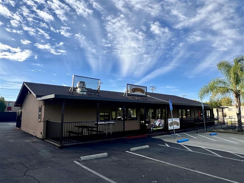 Primary Photo Of 97 Natoma St, Folsom Restaurant For Sale