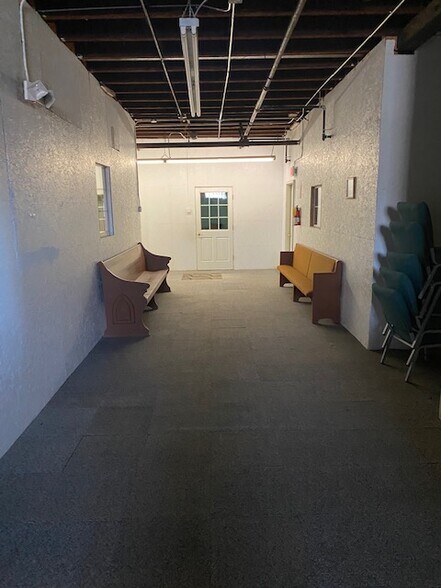 More Photos Of 400 Green St E, Wilson Religious Facility For Sale