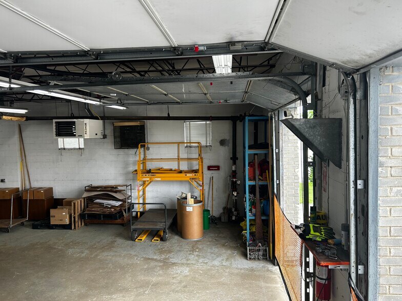 More Photos Of 8400 Enterprise Ave, Philadelphia Warehouse For Sale