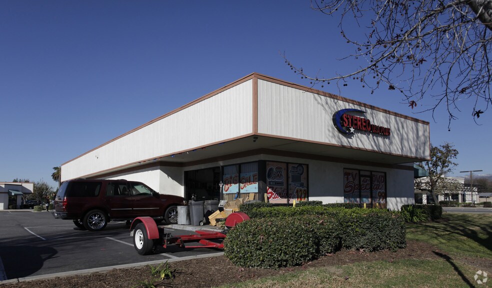 More Photos Of 5461-5495 Holt Blvd, Montclair Unknown For Lease