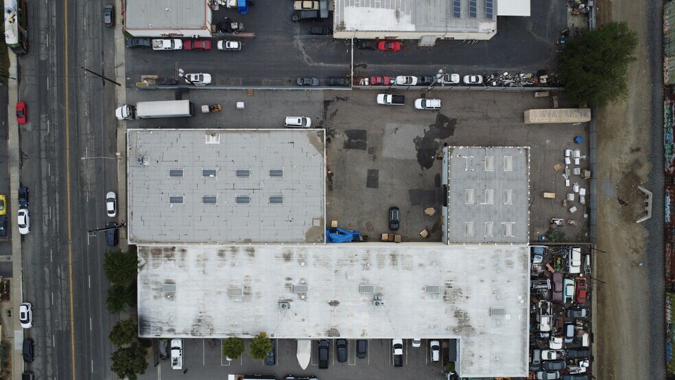 More Photos Of 1409 Brooks St, Ontario Industrial For Sale