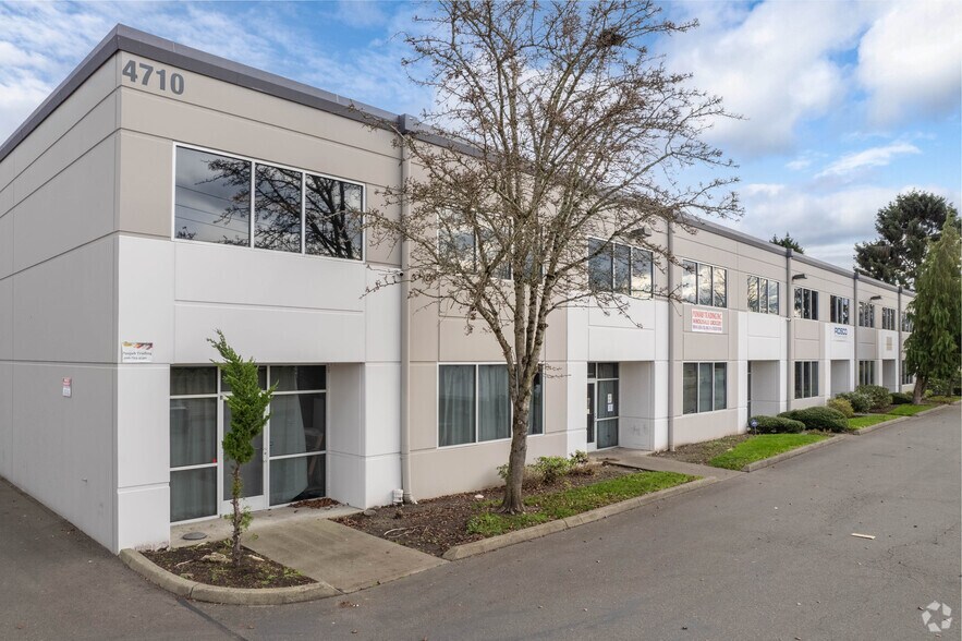 More Photos Of 4710 B St NW, Auburn Warehouse For Lease