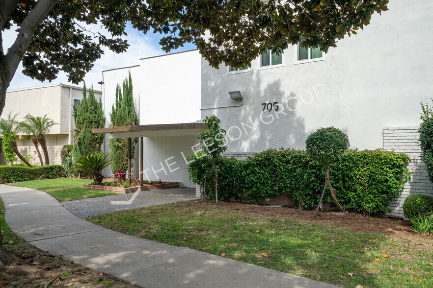 More Photos Of 705 E Santa Fe Ave, Fullerton Apartments For Sale