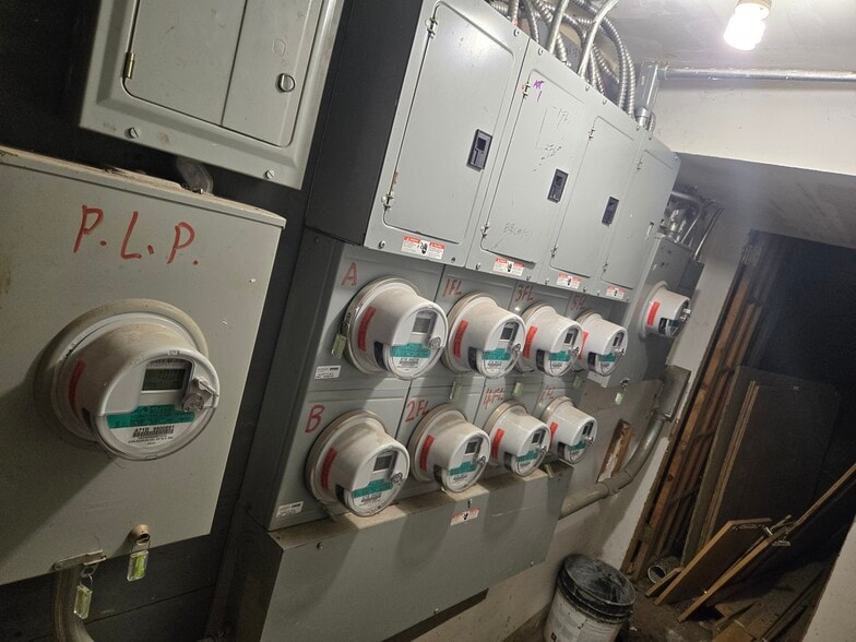 More Photos Of 26 Eldridge St, New York Apartments For Sale