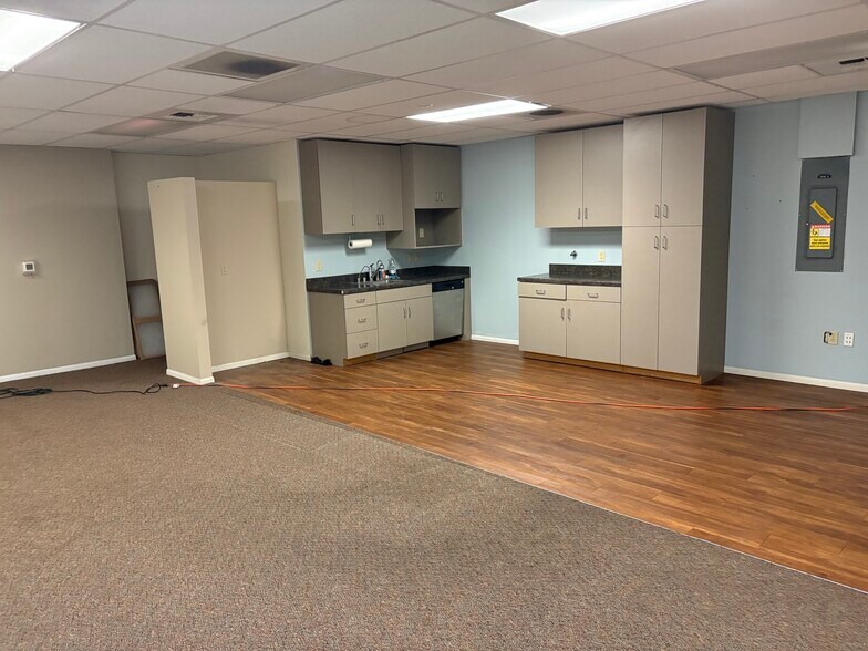 More Photos Of 1210-1214 E Green St, Pasadena Office For Lease