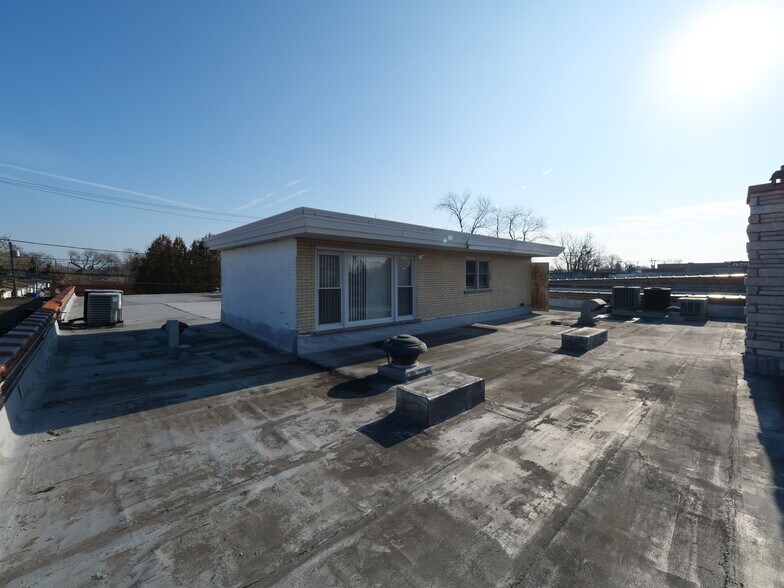 More Photos Of 6441-6453 S Pulaski Rd, Chicago General Retail For Sale