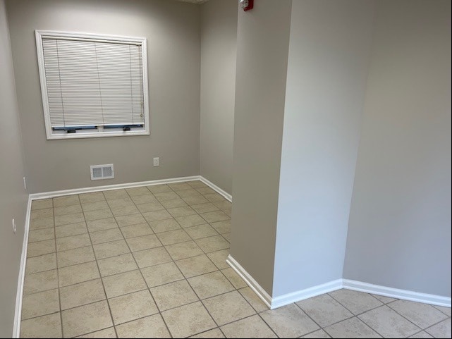 More Photos Of 513R Raritan Ave, Highland Park Office Residential For Lease