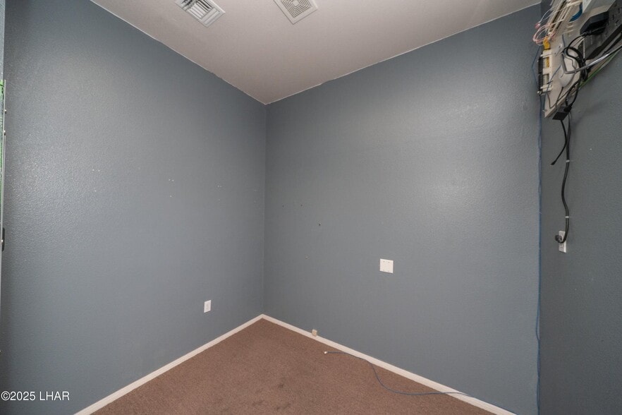 More Photos Of 1515 N Lake Havasu Ave, Lake Havasu City General Retail For Sale