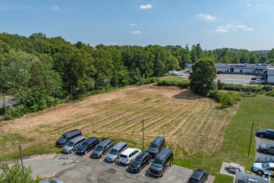 More Photos Of 100 Centerpoint, Middletown Land For Sale
