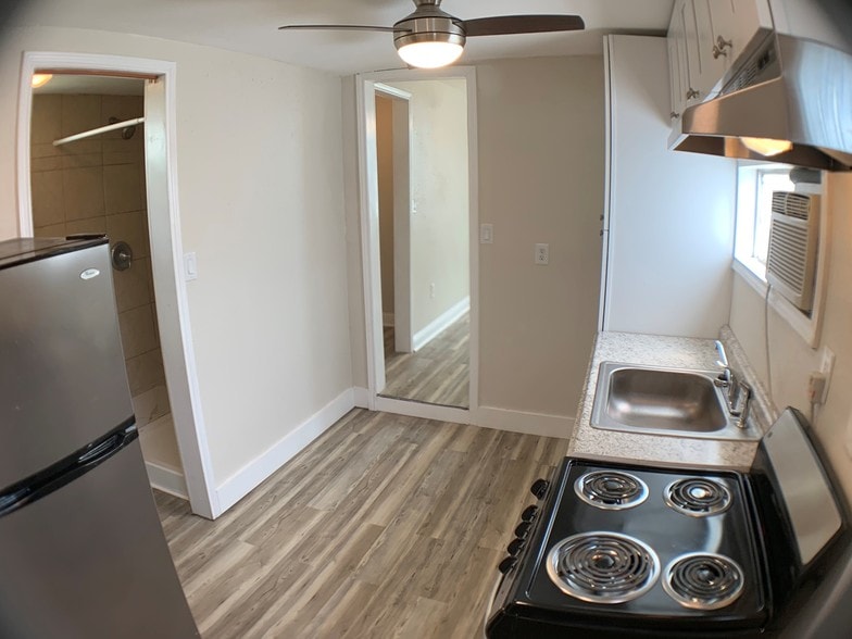 More Photos Of 2745 Wagon Trail Rd, Pearland Auto Repair For Sale