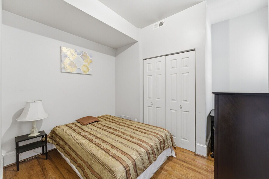 More Photos Of 2263 12th St NW, Washington Storefront Retail Residential For Sale