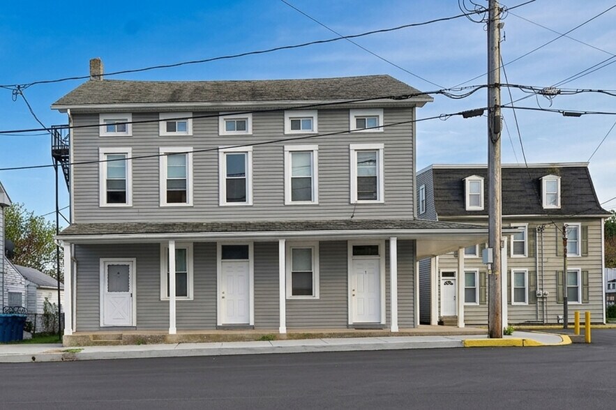More Photos Of 8 E Broadway, Etters Apartments For Sale
