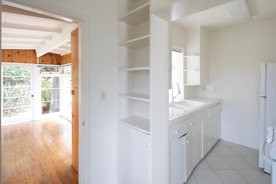 More Photos Of 7409-7415 Eads Ave, La Jolla Apartments For Sale