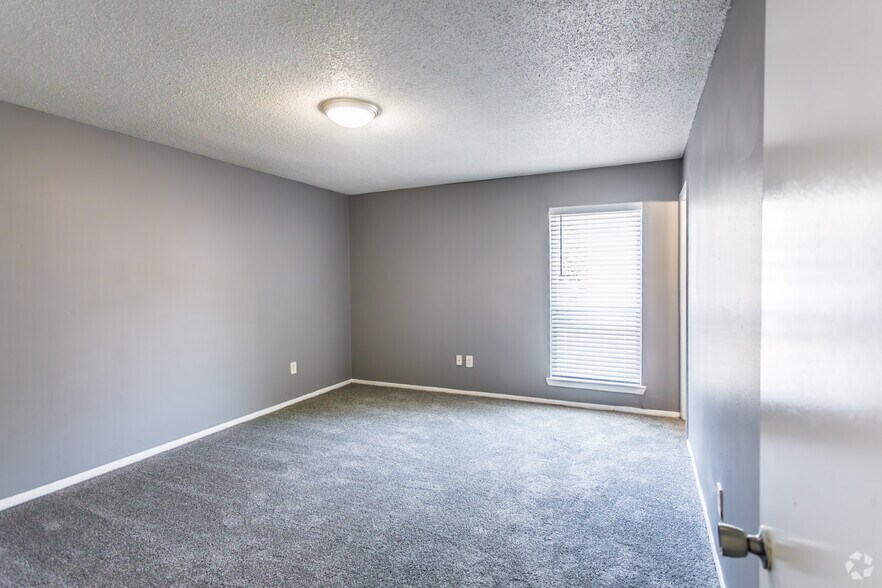 More Photos Of 2603 Pojest Dr, Memphis Apartments For Sale