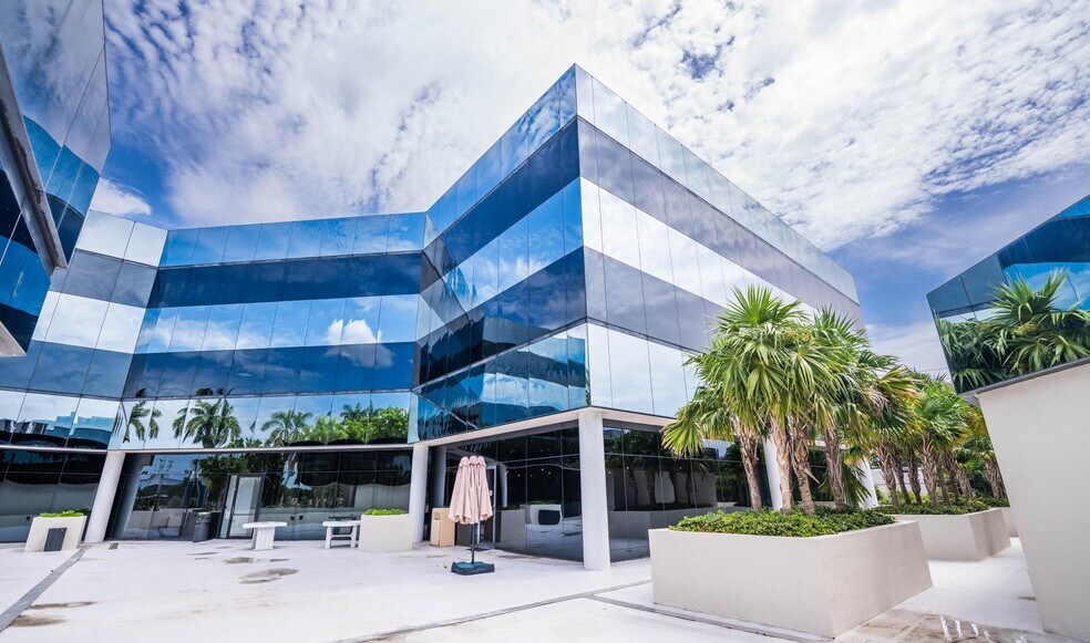 More Photos Of 4800 N Federal Hwy, Boca Raton Medical For Sale