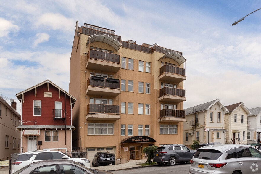 More Photos Of 3037-3041 Brighton 2nd St, Brooklyn Apartments For Sale