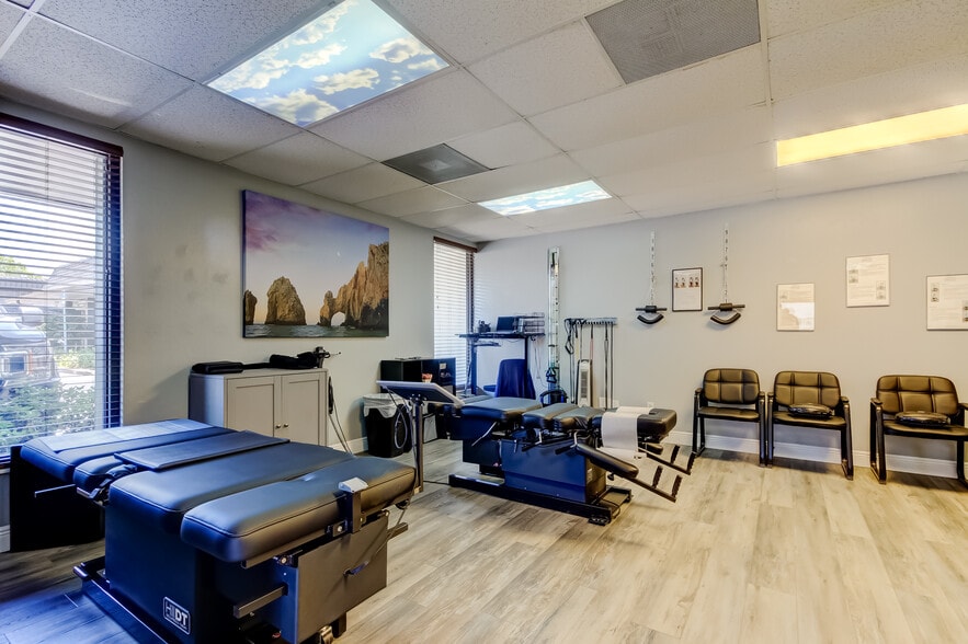 More Photos Of 6500-6514 Central Ave, Saint Petersburg Office For Sale