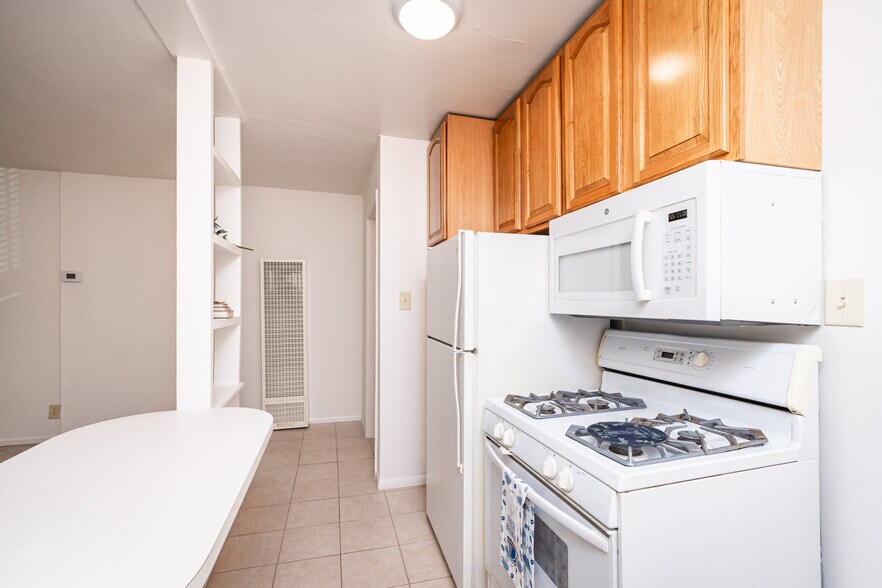 More Photos Of 616 17th St, Sacramento Apartments For Sale