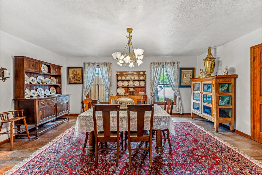 More Photos Of 703 Spring St, Granbury Lodge Meeting Hall For Sale