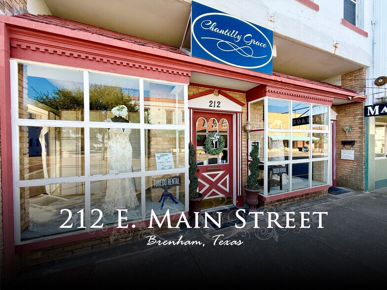 Primary Photo Of 212 E Main St, Brenham Storefront For Lease