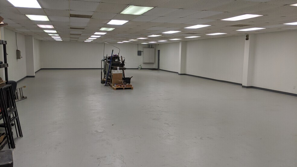 More Photos Of 6504 McGrew St, Houston Warehouse For Lease