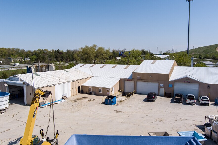 More Photos Of 3090 W Cook Rd, Grand Blanc Showroom For Sale