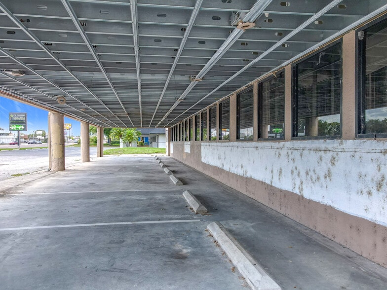 More Photos Of 576 N Semoran Blvd, Orlando Medical For Sale