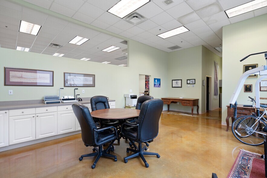 More Photos Of 975 Cobb Place Blvd NW, Kennesaw Flex For Sale