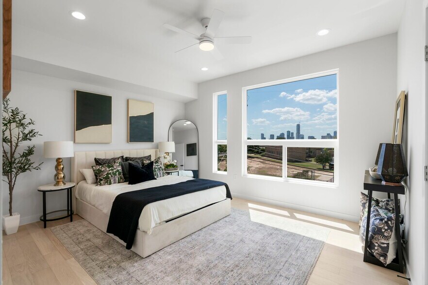 More Photos Of 1167-1169 Bedford St, Austin Apartments For Sale