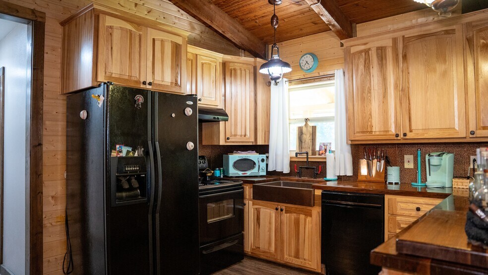 More Photos Of 17631 Farm Road 1159, Clarksville Land For Sale