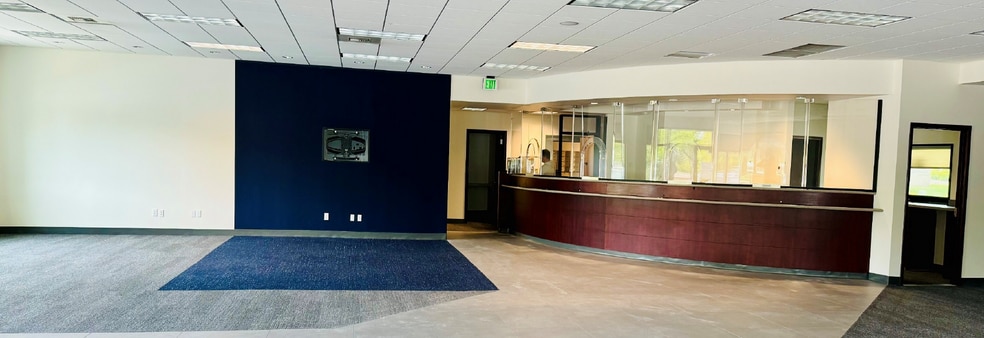 More Photos Of 6490 S Federal Way, Boise Bank For Sale
