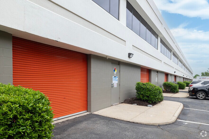 More Photos Of 7426-7432 Alban Station Blvd, Springfield Unknown For Lease