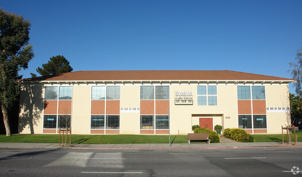 More Photos Of 861 S Winchester Blvd, San Jose Office For Sale