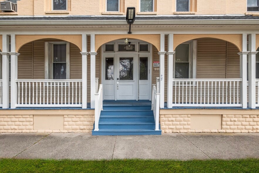 More Photos Of 423 Atlantic Ave, Egg Harbor City Multifamily For Sale