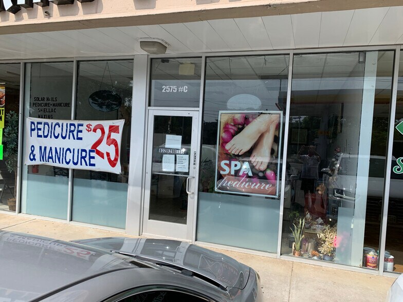 More Photos Of 2575 Eldridge Pky, Sugar Land Convenience Store For Lease