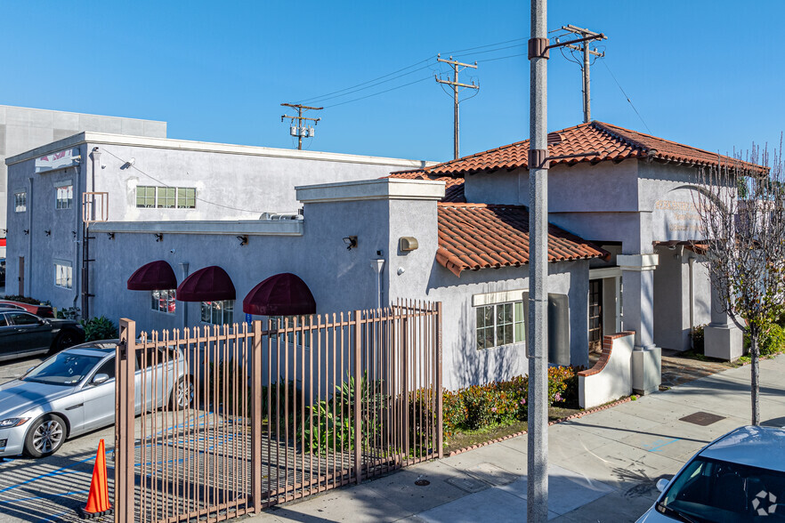 Primary Photo Of 9836 Atlantic Ave, South Gate Office For Sale