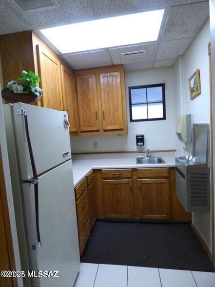 More Photos Of 360 N Court Ave, Tucson Office For Sale