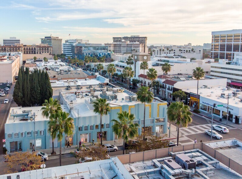 More Photos Of 370 N Beverly Dr, Beverly Hills Storefront For Lease