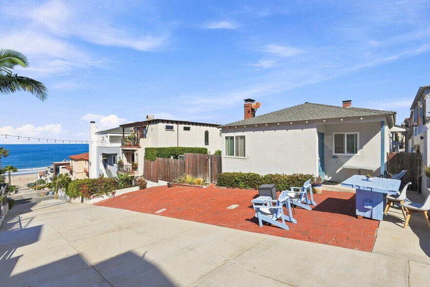 More Photos Of 229 31st St, Manhattan Beach Multifamily For Sale