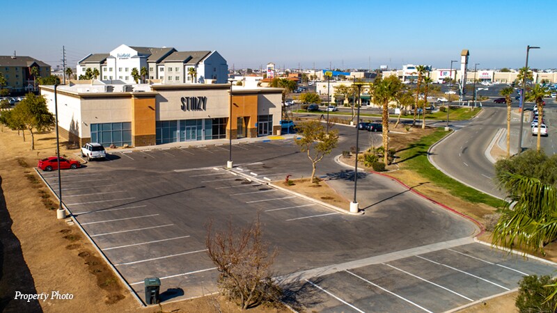 More Photos Of 3009 S Dogwood Rd, El Centro Freestanding For Sale