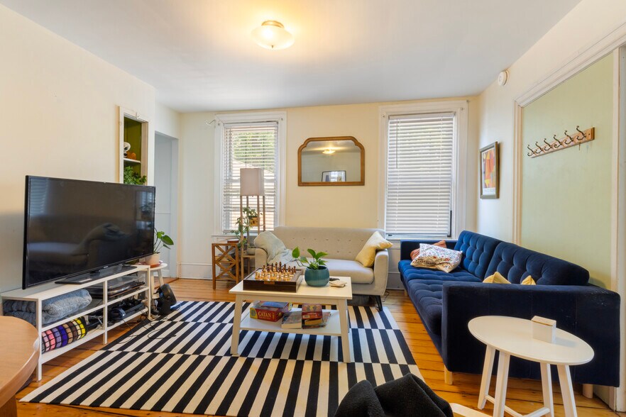 More Photos Of 176 Williams St, Providence Apartments For Sale