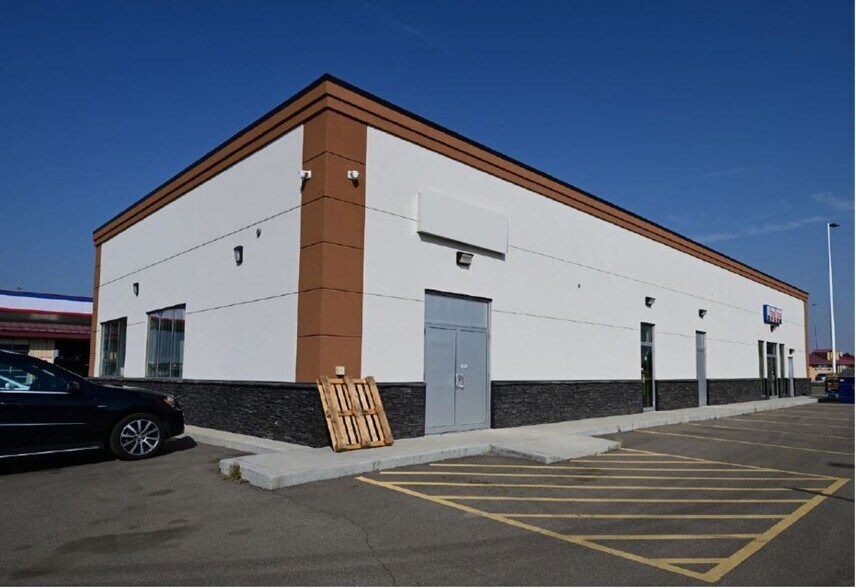 More Photos Of 28 Strathmoor Dr, Sherwood Park Freestanding For Lease