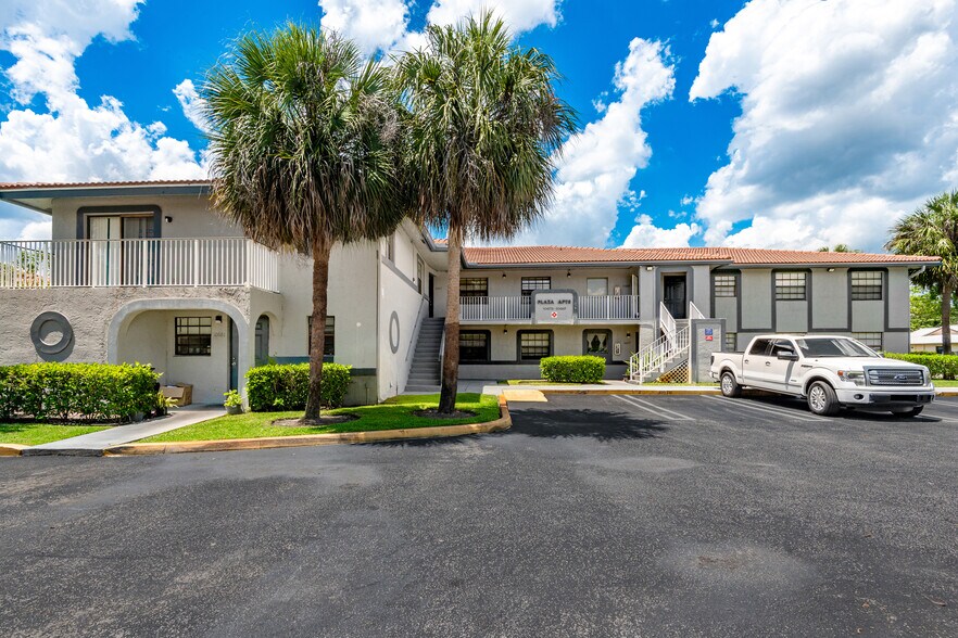 More Photos Of 10675-10687 Royal Palm Blvd, Coral Springs Apartments For Sale